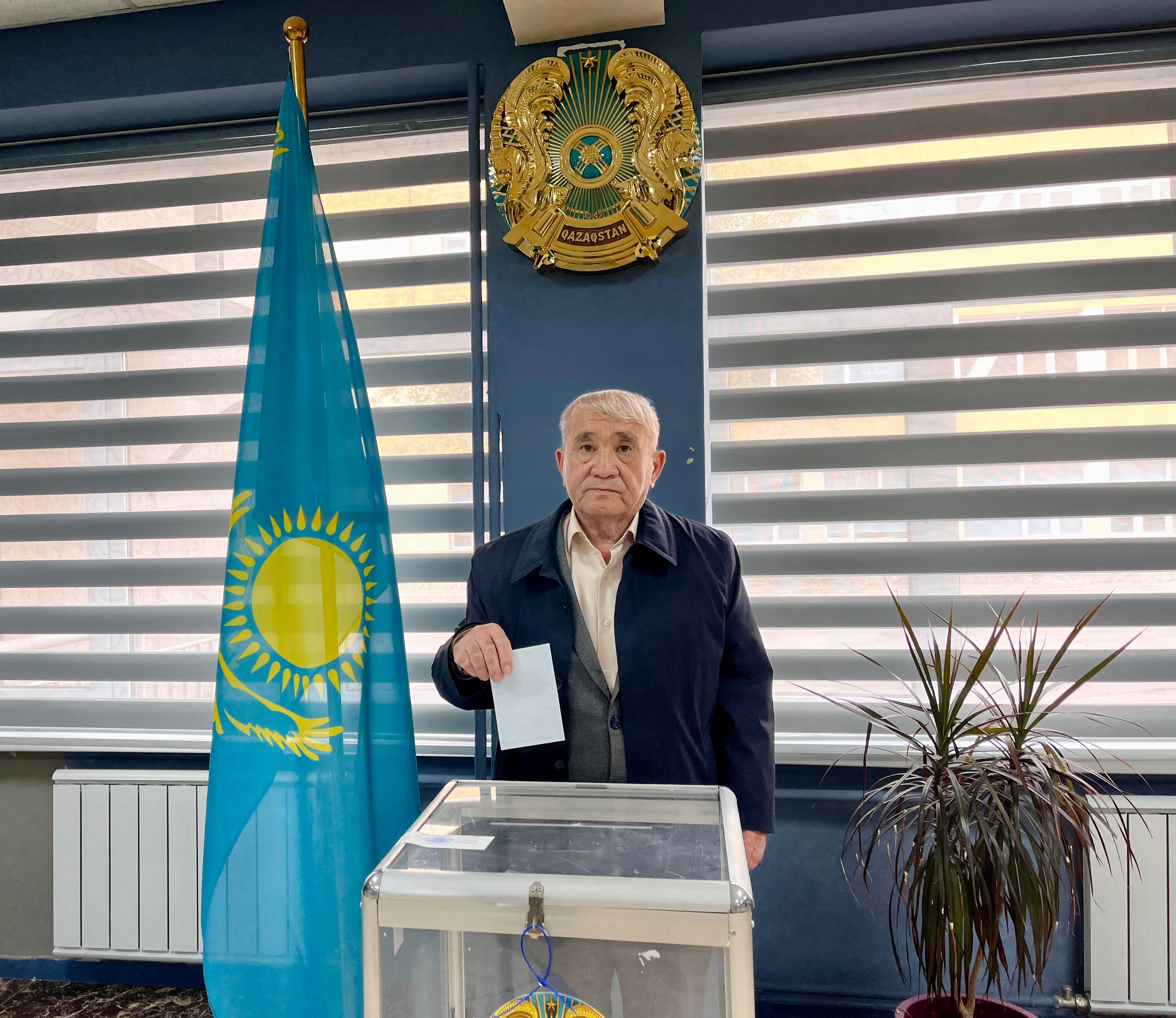 Белгілі жазушы Серік Асылбекұлы: «Референдум - азаматтардың өз ойларын білдіру мүмкіндігі»
